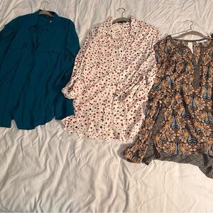 Floral and Solid Women's Tops lot of 3 pieces